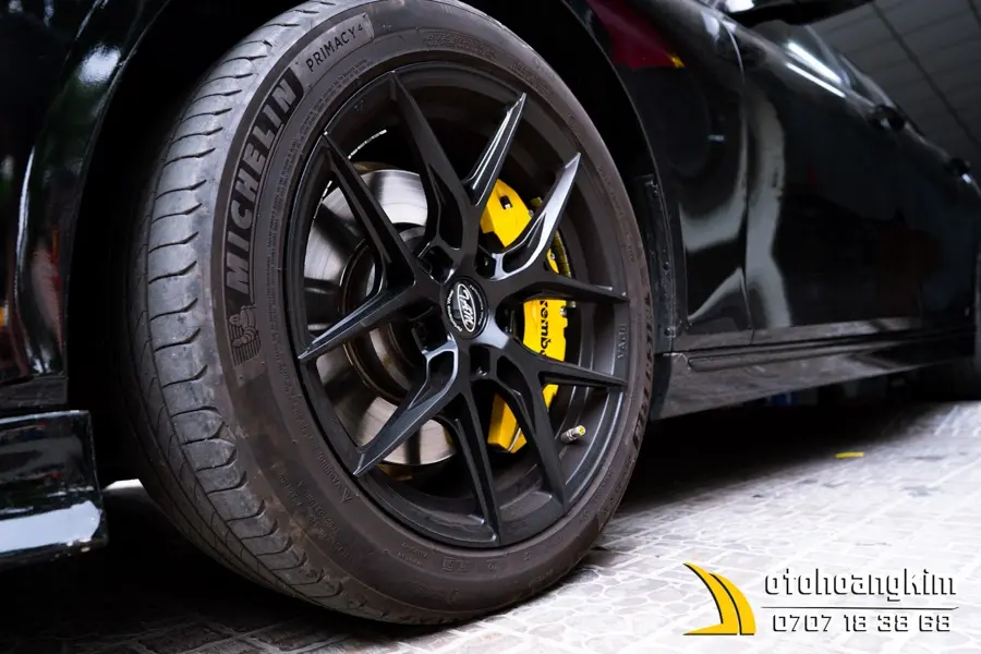 Ốp má phanh hãng Brembo được ưa chuộng